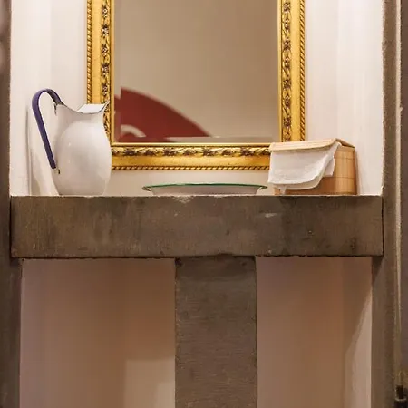La Casa Di Iole Apartment